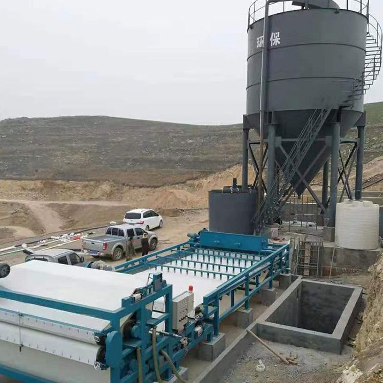 廣西玉林3000帶式壓濾機進(jìn)駐河道清淤項目